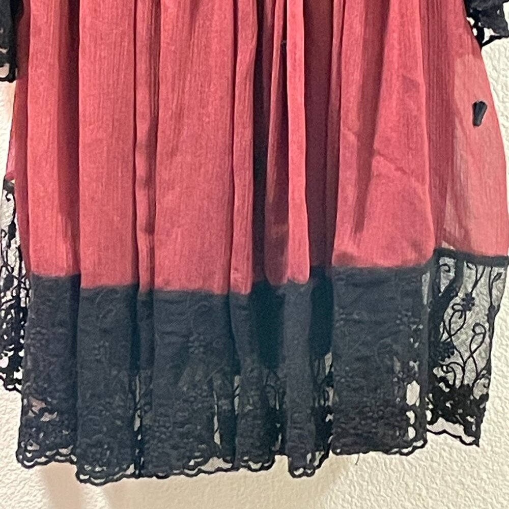 BADGLEY MISCHKA AMERICAN GLAMOUR Lace Flowy Peasant Blouse Burgundy/Black M - Picture 6 of 14